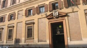Intervento chirurgico parziale su aneurisma aortico risarcibile il danno differenziale anche in presenza di grave patologia oncologica - Tribunale di Modena 2024