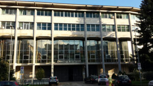 Mutuo con interessi moratori usurari il Tribunale li riduce ma salva il contratto applicando le Sezioni Unite - Tribunale di Avellino 2025
